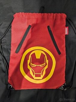 Vak na záda Iron Man
