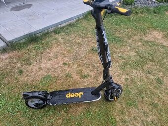 Electro koloběžka Jeep 2xe URBAN CAMOU