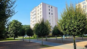 Prodej bytu 3+1 (70m2) s balkonem a sklepem, Kuřim, Na Loučk - 1