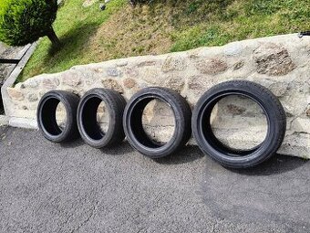 Dunlop 225/45 R17 sada
