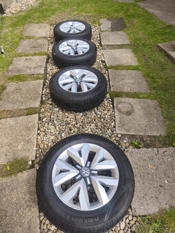 Alu kola s letní gumou VW Touran 5x112 , R16 205/60