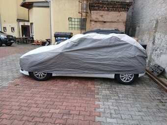 Plachta na auto