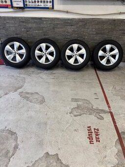 originální alu škoda 6,5J 5x112 ET38 zimní pneu 215/65 R17