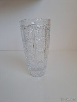 Křišťálová, broušená váza - 15 cm