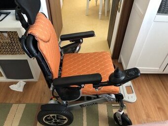 Elektrický invalidní vozík JJ-EA8000