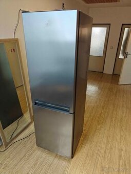 Lednice indesit LI8 S2E X - 1