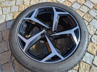 Kolo letní 235/45 R18 VW Boneville/Hazard