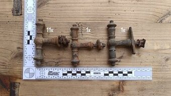 Mosazné okenní kliky