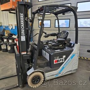 Nissan 1600kg aku tříkolový