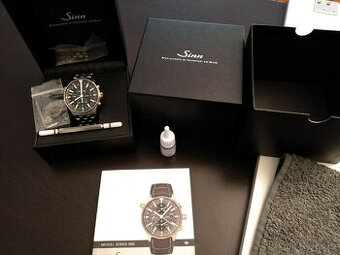 Hodinky Sinn 900 GMT - Krabice a papíry - Top stav - Komplet