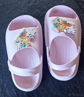 Dětské pantofle k bazénu vel. 26