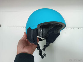 Dětská helma na lyže, snowboard, brusle