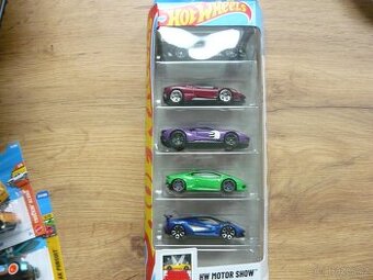 AUTÍČKA HOT WHEELS