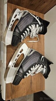 Prodám chlapecké lední brusle vel. 41