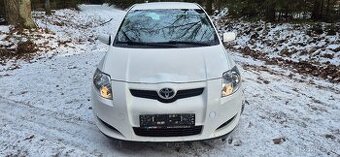 Toyota auris 1.4i rok 2008