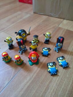 Figurky z Kinder vajíček + jiné