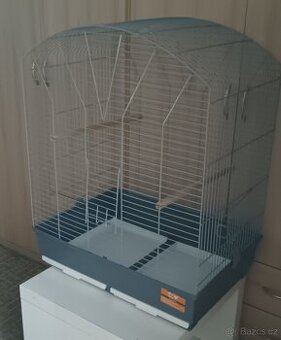 Velká klec pro papoušky