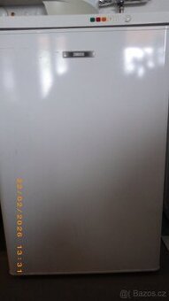 Mrazák šuplíkový