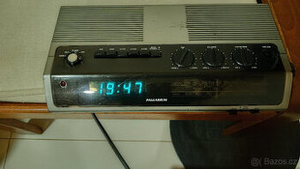 Prodám rádio budík Zn.Palladium