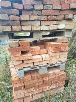 Pouzité i nové cihly 3palety