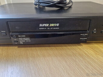 Vidopřehrávač Panasonic NV-HV 61