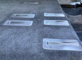 VW Caddy krytky držáků sedaček