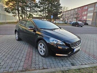 Volvo V40 T4 132kW Kinetic 145tkm