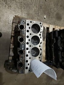 polomotor Mercedes Atego OM 904LA 8.180. - 1