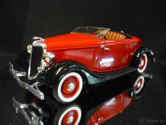 Ford V8 Solido 1/18 - 1/19