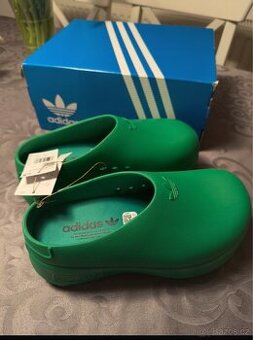 Adifom stan mule