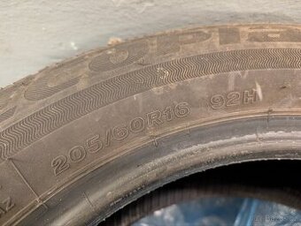 Letni pneu 205/60 R 16 Bridgestone