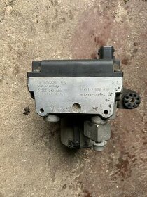 BMW E39 jednotka ABS