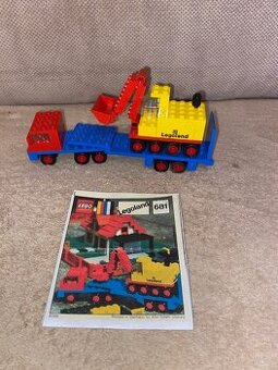 Lego set č.681 - Low-Loader with 4 Wheel Excavator (rok 1971
