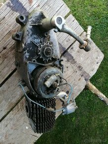 Jawa 50 05 motor - 1