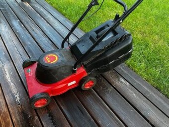 Elektrická rotační sekačka 900W