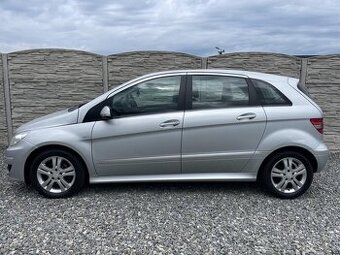 Mercedes-Benz Třídy B 220CDi 170PS AVANTGARDE 152TKM
