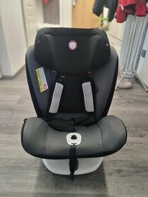 Otočná autosedačka