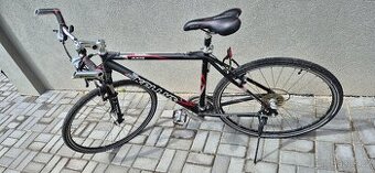 trekingové kolo Kellys Axis CRX Cross – hliníkový rám 21"