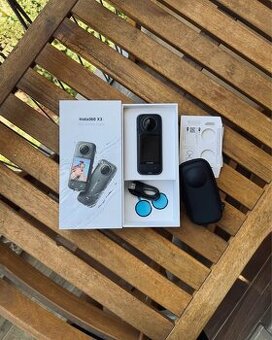 Insta360 X3