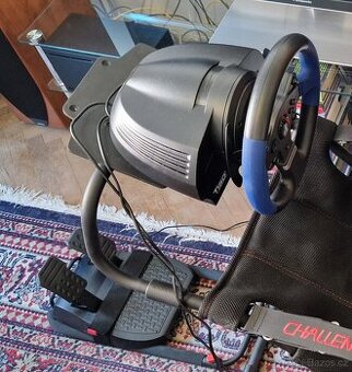 Volant Thrustmaster T150 Force Feedback + pedály
