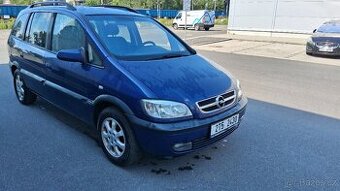 Opel zafira 1. 8 benzín