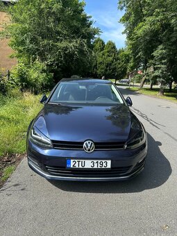 Volkswagen golf 7 1.4 tsi 103 kw – lounge, krásný stav