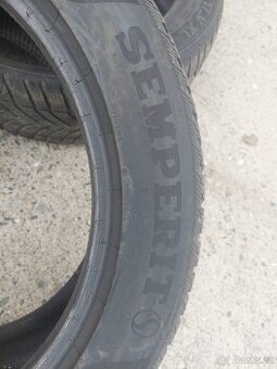 Zimní pneumatiky Semperit 205 55 R17