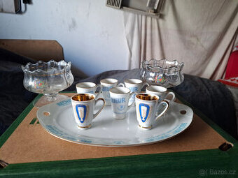 Prodám starší porcelánové a skleněné předměty