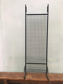 Prodejní stojan kovový - síť s háčky