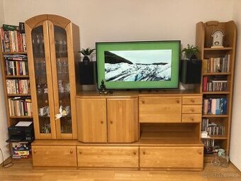 Obyvaci stena šířka cca 3,4m