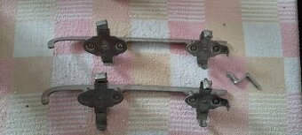 Retro brusle na boty s klíčkem – kovové, sběratelské