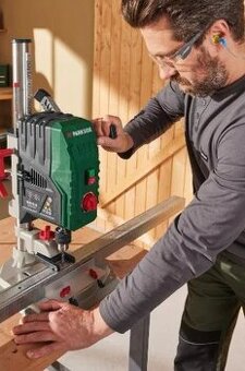 Elektrická stolní vrtačka Parkside PTBMOD 710 D1