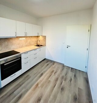 Pronájem bytu 3+1 BEZ REALITNÍ KANCELÁŘE - 1