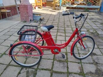 Elektro kolo-tříkolka